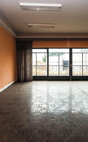 Casa para alugar com 216m², 3 quartos e sem vagaSala