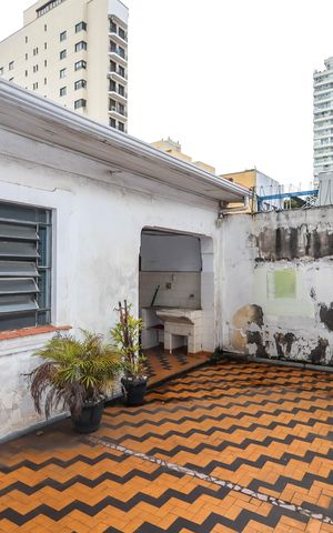 Casa para alugar com 216m², 3 quartos e sem vagaQuintal