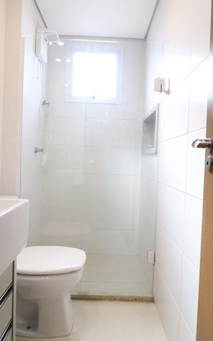 Apartamento para alugar com 70m², 2 quartos e 2 vagasBanheiro Social