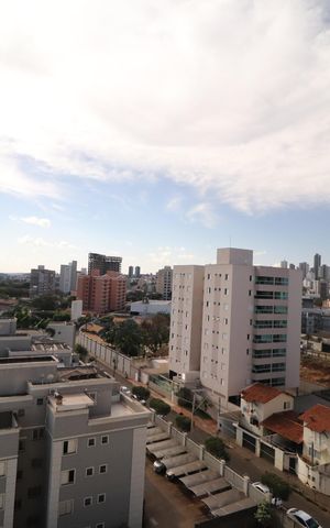 Apartamento para alugar com 70m², 2 quartos e 2 vagasVista