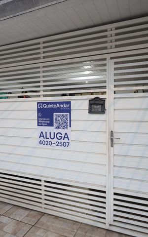 Casa para alugar com 125m², 3 quartos e 2 vagasFachada