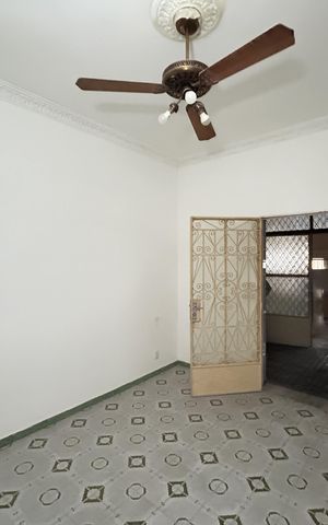Casa à venda com 225m², 2 quartos e 2 vagasSala