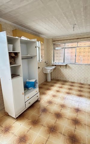 Casa à venda com 225m², 2 quartos e 2 vagasCozinha
