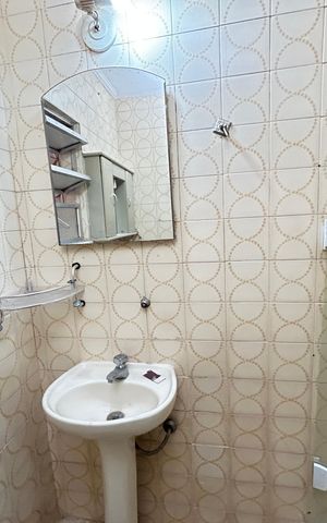 Casa à venda com 225m², 2 quartos e 2 vagasBanheiro 2
