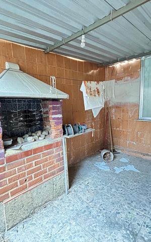 Casa à venda com 225m², 2 quartos e 2 vagasChurrasqueira