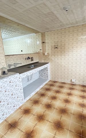 Casa à venda com 225m², 2 quartos e 2 vagasCozinha