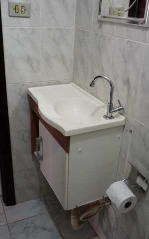 Casa para alugar com 186m², 2 quartos e 4 vagasBanheiro Corredor