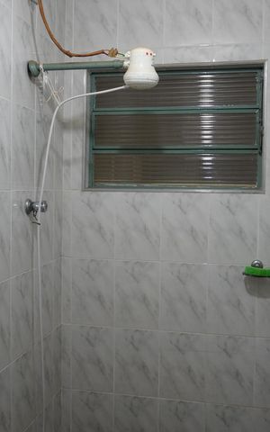 Casa para alugar com 186m², 2 quartos e 4 vagasBanheiro Corredor
