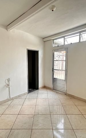 Casa para alugar com 48m², 2 quartos e 1 vaga
