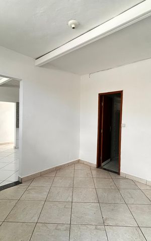 Casa para alugar com 48m², 2 quartos e 1 vaga