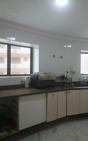 Apartamento para alugar com 200m², 4 quartos e 2 vagas Apartamento para alugar com 200m², 4 quartos e 2 vagasCozinha