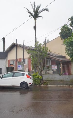 Casa à venda com 416m², 2 quartos e sem vagaFachada