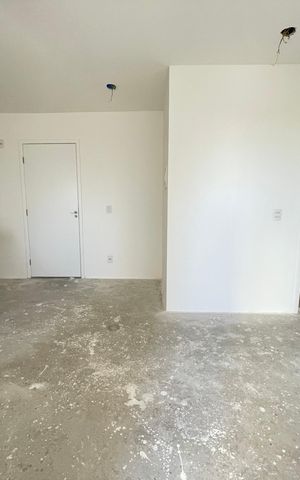 Apartamento à venda com 38m², 2 quartos e sem vaga Apartamento à venda com 38m², 2 quartos e sem vagaSala