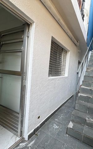 Casa para alugar com 45m², 2 quartos e sem vaga Casa para alugar com 45m², 2 quartos e sem vagaAcesso