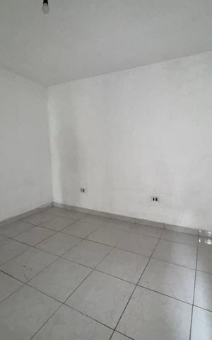 Casa para alugar com 45m², 2 quartos e sem vaga Casa para alugar com 45m², 2 quartos e sem vagaQuarto 1