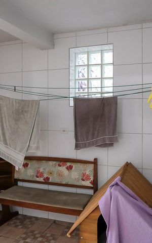 Casa à venda com 190m², 4 quartos e 2 vagasÁrea de serviço
