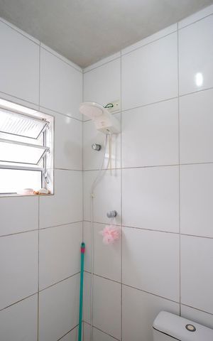 Casa à venda com 190m², 4 quartos e 2 vagasBanheiro de serviço