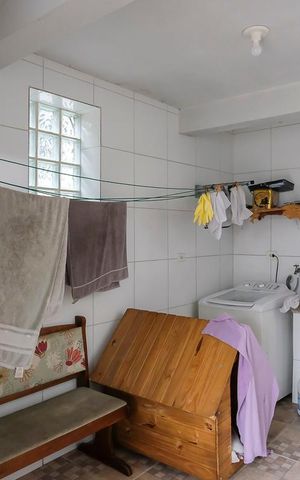 Casa à venda com 190m², 4 quartos e 2 vagasÁrea de serviço
