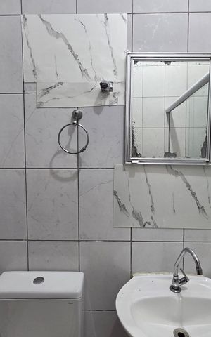 Casa de condomínio para alugar com 80m², 2 quartos e 1 vaga Casa de condomínio para alugar com 80m², 2 quartos e 1 vagaBanheiro