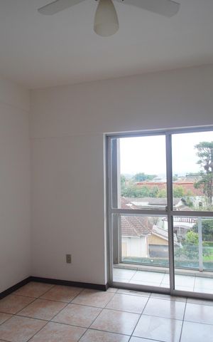 Apartamento para alugar com 98m², 3 quartos e sem vagaSala