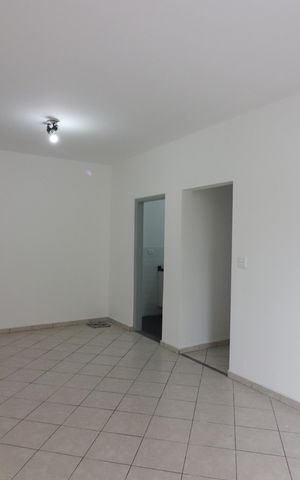 Apartamento para alugar com 75m², 2 quartos e 1 vagaSala 
