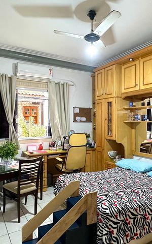 Casa à venda com 68m², 2 quartos e 1 vaga