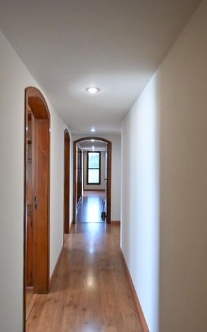 Apartamento à venda com 296m², 4 quartos e 4 vagasCorredor