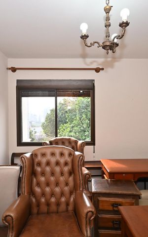 Apartamento à venda com 296m², 4 quartos e 4 vagasQuarto 2