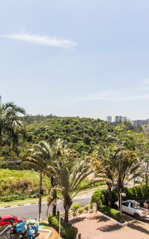 Apartamento para alugar com 113m², 3 quartos e 2 vagasVista