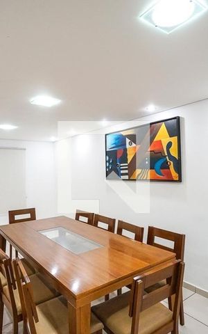 Apartamento à venda com 48m², 2 quartos e 1 vaga Apartamento à venda com 48m², 2 quartos e 1 vagaCondomínio