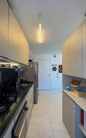 Apartamento à venda com 66m², 2 quartos e 2 vagasCozinha e Área de Serviço