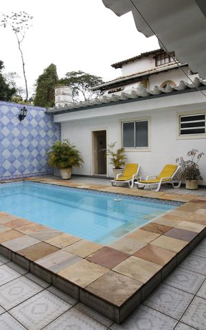 Casa de condomínio à venda com 426m², 3 quartos e 3 vagasQuintal