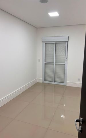 Casa para alugar com 300m², 2 quartos e 4 vagas Casa para alugar com 300m², 2 quartos e 4 vagasQuarto 2