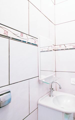 Casa à venda com 450m², 4 quartos e 4 vagas Casa à venda com 450m², 4 quartos e 4 vagasBanheiro