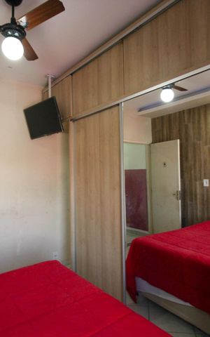 Casa à venda com 450m², 4 quartos e 4 vagas Casa à venda com 450m², 4 quartos e 4 vagasQuarto