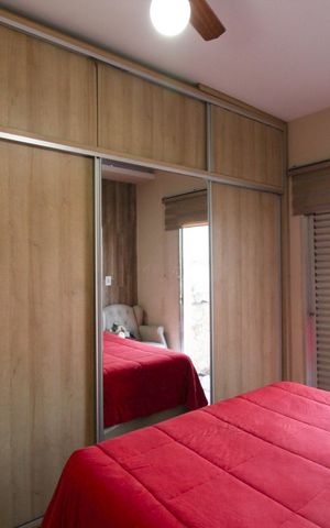 Casa à venda com 450m², 4 quartos e 4 vagas Casa à venda com 450m², 4 quartos e 4 vagasQuarto
