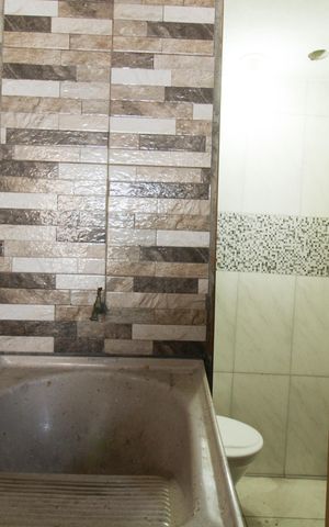 Casa à venda com 450m², 4 quartos e 4 vagas Casa à venda com 450m², 4 quartos e 4 vagasLavabo