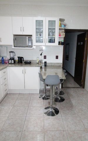 Casa para alugar com 115m², 3 quartos e 2 vagasCozinha