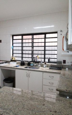 Casa para alugar com 115m², 3 quartos e 2 vagasCozinha