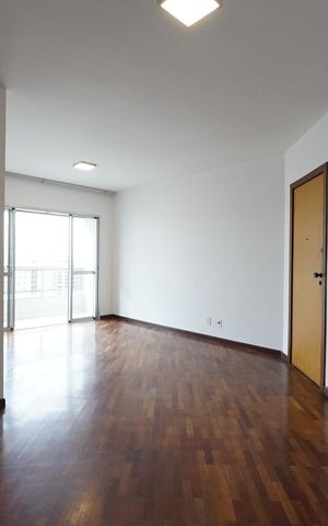 Apartamento para alugar com 105m², 3 quartos e 1 vagaSala