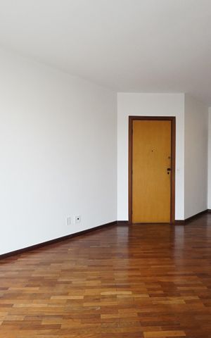 Apartamento para alugar com 105m², 3 quartos e 1 vagaSala