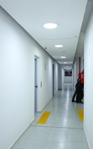 Apartamento para alugar com 32m², 2 quartos e sem vagaÁrea comum - Saguão do andar
