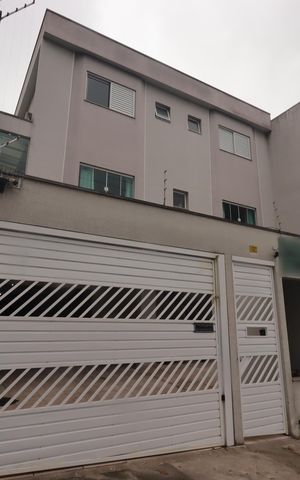 Casa de condomínio à venda com 115m², 3 quartos e 2 vagasFachada