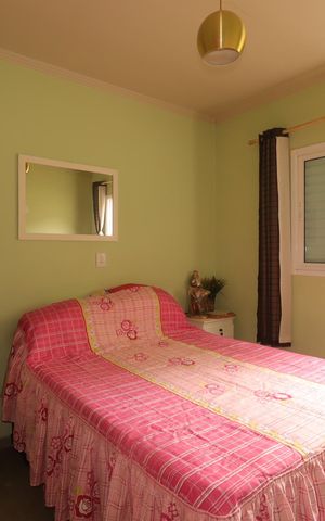 Casa de condomínio à venda com 115m², 3 quartos e 2 vagasQuarto 2