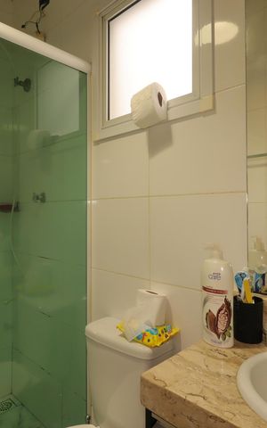 Casa de condomínio à venda com 115m², 3 quartos e 2 vagasBanheiro Social