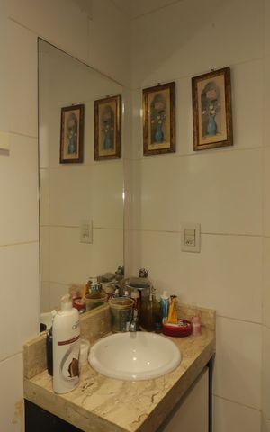 Casa de condomínio à venda com 115m², 3 quartos e 2 vagasBanheiro Social
