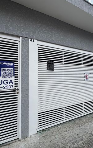 Casa para alugar com 120m², 3 quartos e 1 vaga Casa para alugar com 120m², 3 quartos e 1 vagaFachada com placa grande