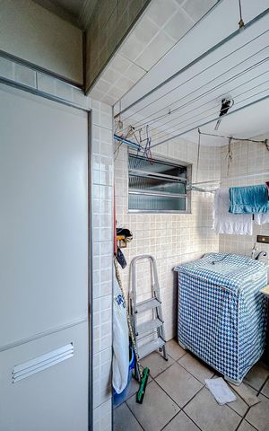Apartamento à venda com 85m², 2 quartos e 1 vagaÁrea de Serviço