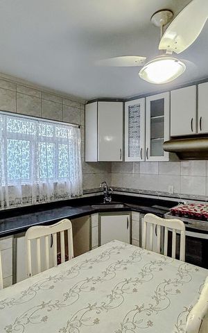 Apartamento à venda com 85m², 2 quartos e 1 vagaCozinha