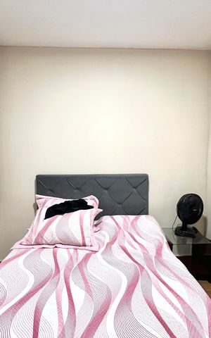 Casa à venda com 90m², 4 quartos e 3 vagas Casa à venda com 90m², 4 quartos e 3 vagasQuarto 1